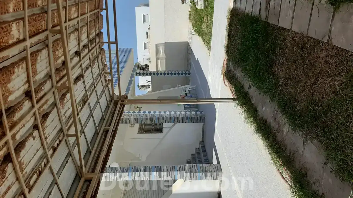 A ne pas rater villa pieds dans l eau - Miniature 5