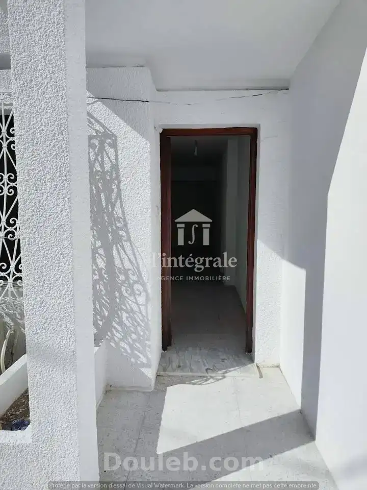 Rez de chaussée d'une villa à usage bureautique - Miniature 6