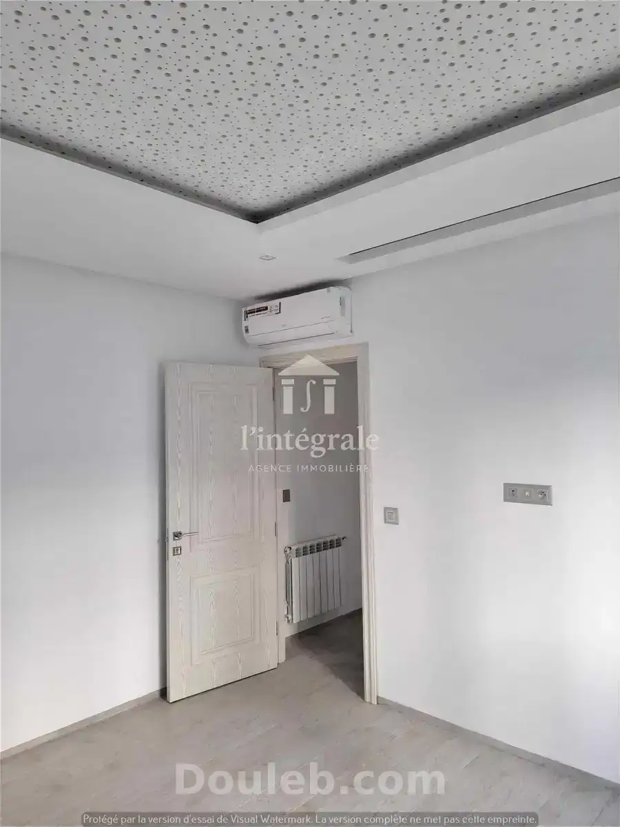 Luxueux s1 avec place parking - Miniature 4