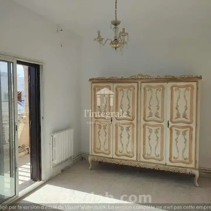 S2 étage de villa à menzah5 - Miniature 4