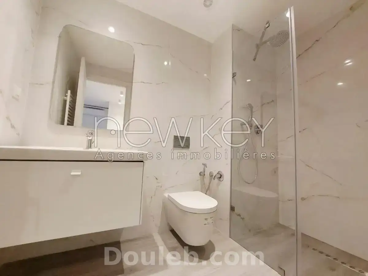 S1 avec jardin meublé à la marsa - Miniature 2