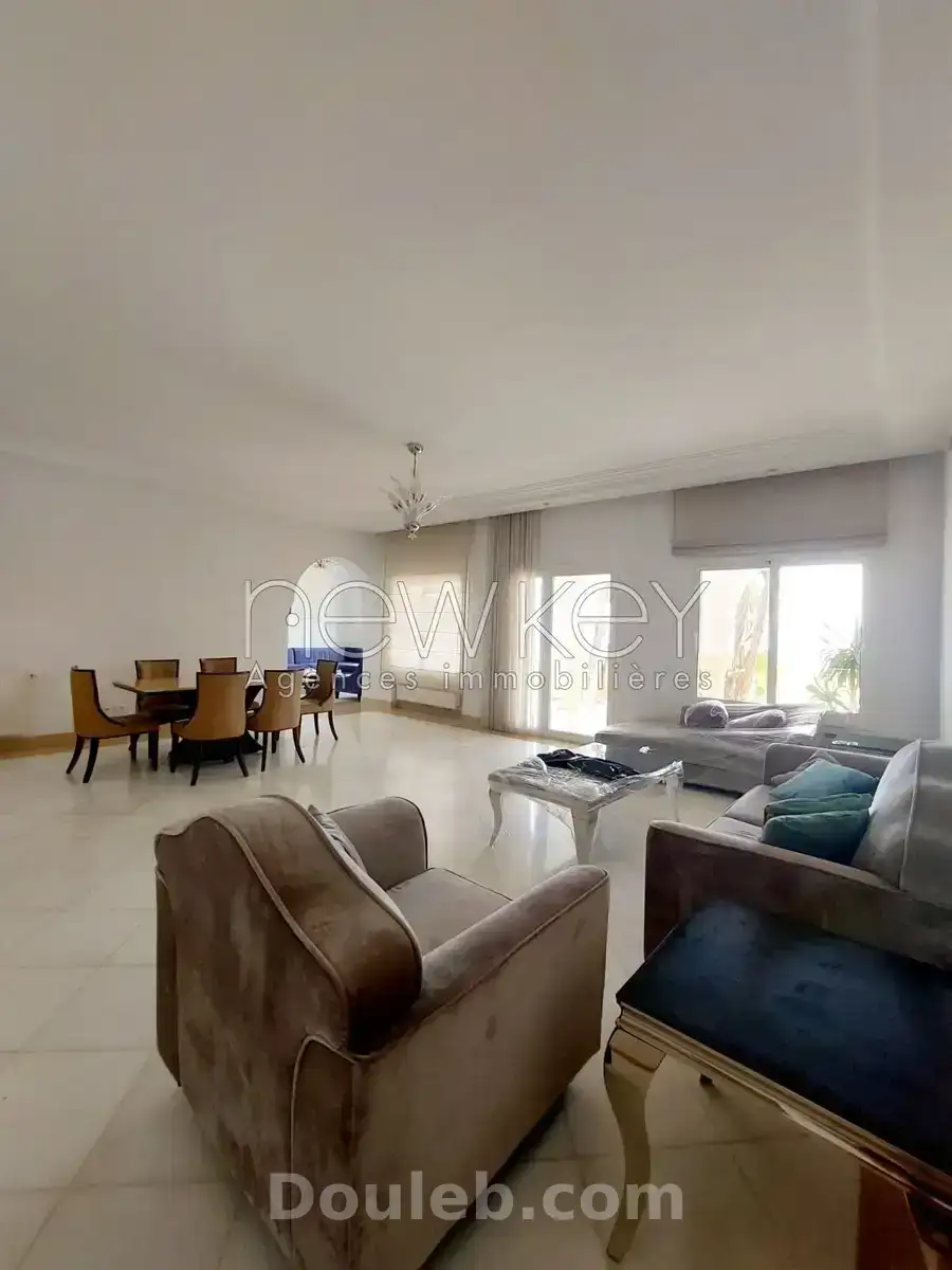 Une villa meublée à gammarth - Miniature 2