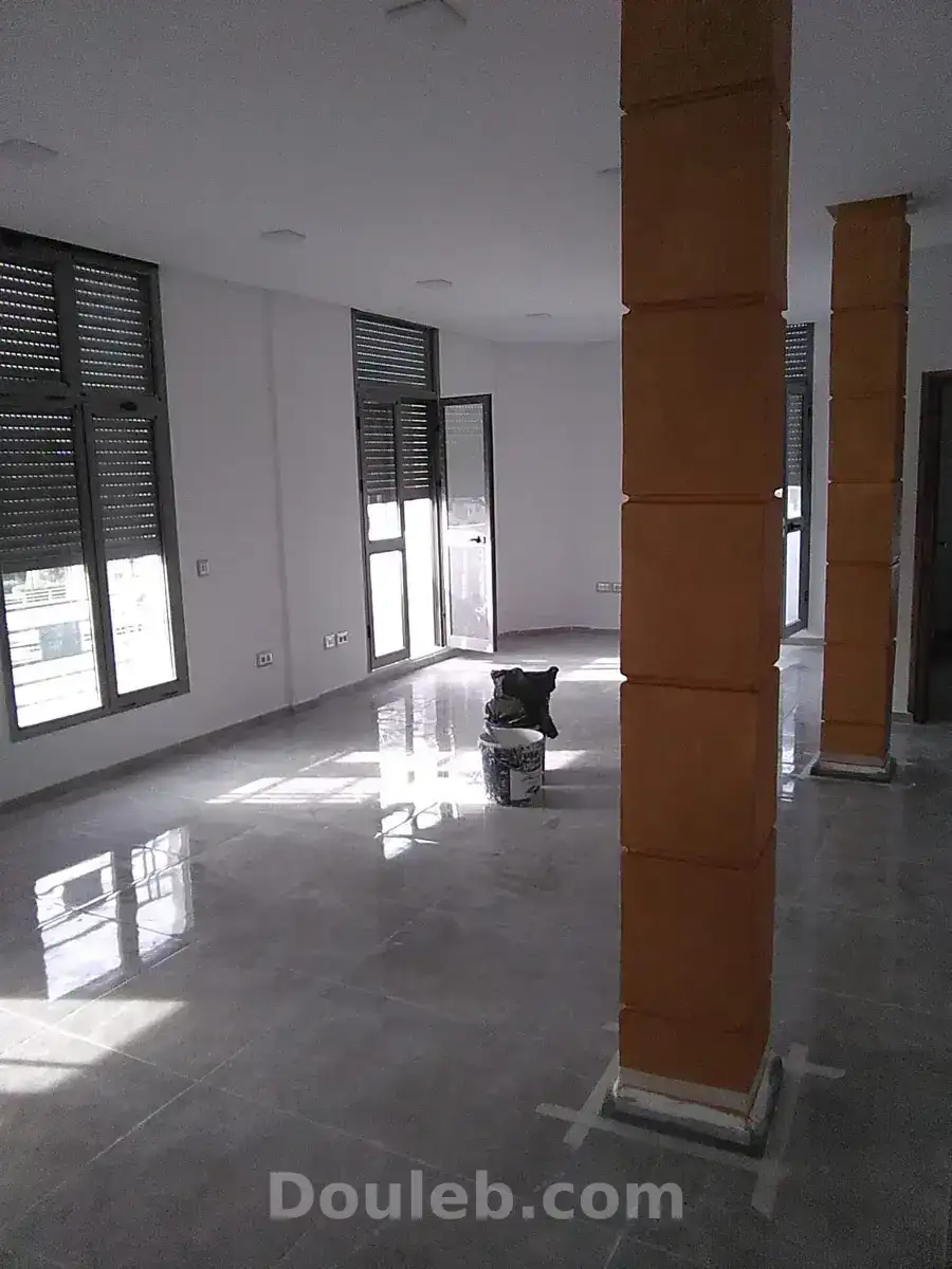 Appartement a usage de bureau - Miniature 4