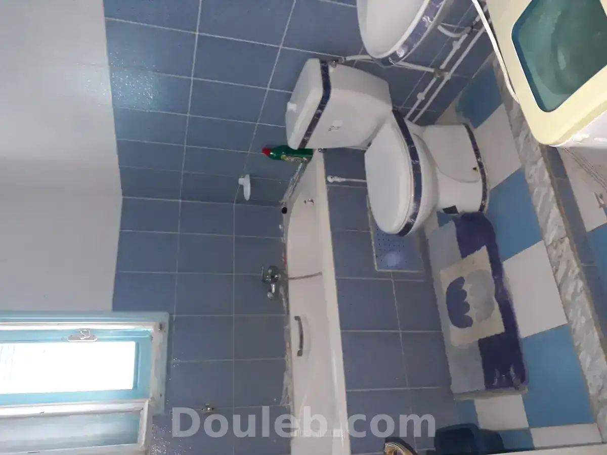 Spacieux étage villa richement meublé - Miniature 5