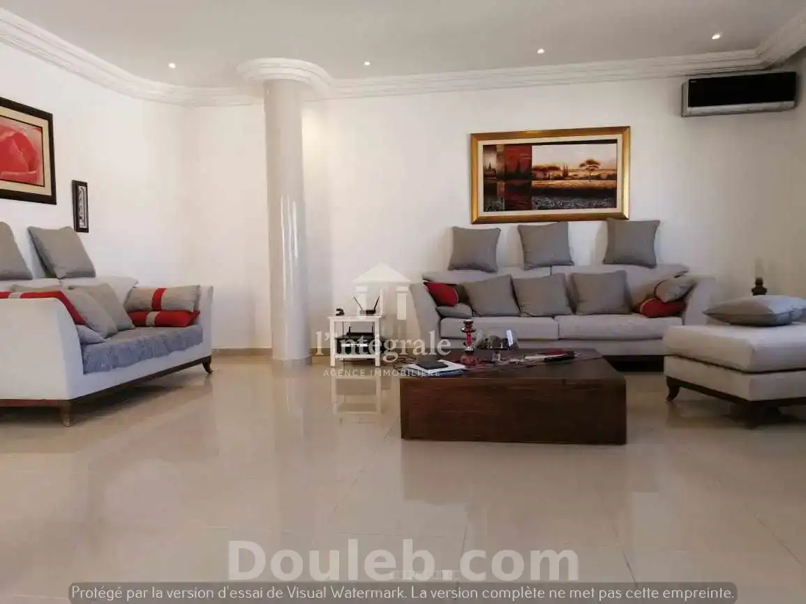 S3 richement meublé avec garage - Miniature 3