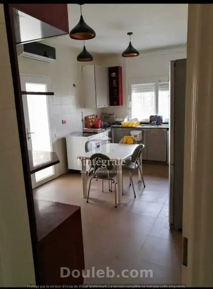 S3 richement meublé avec garage - Miniature 5