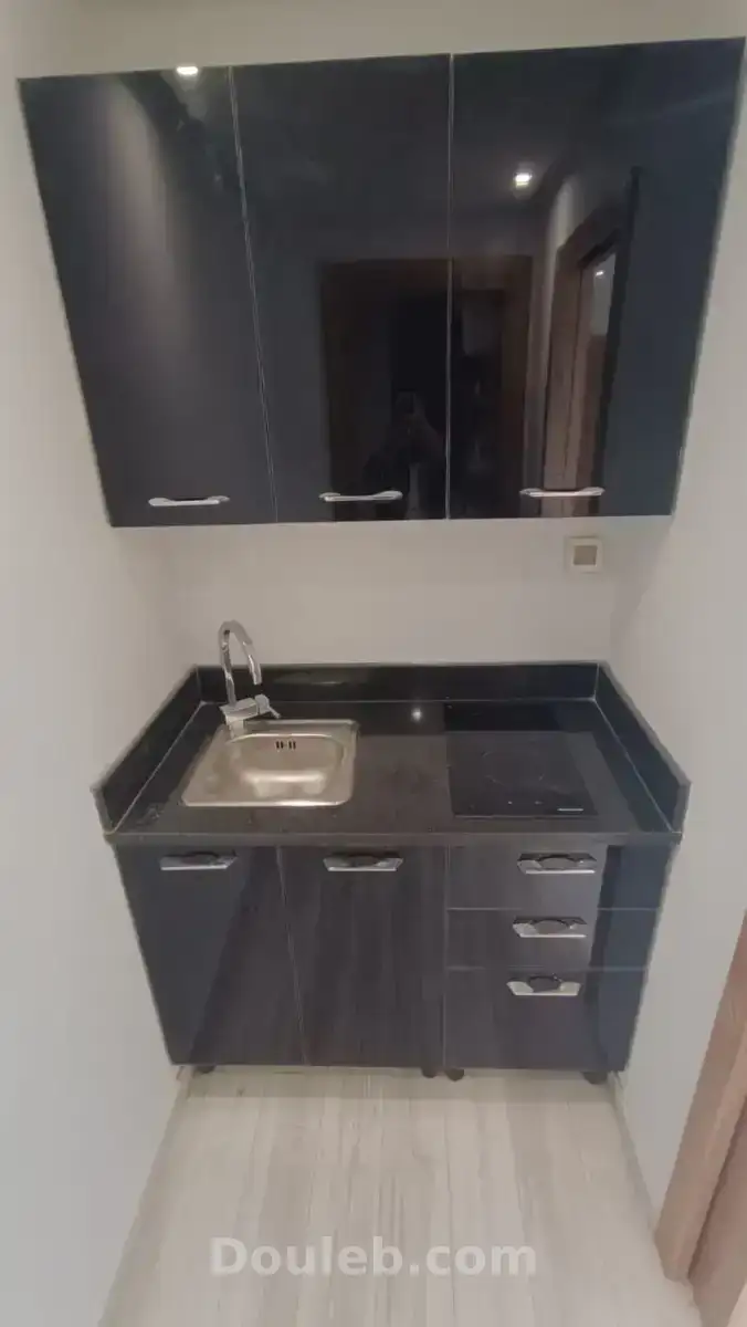 Bureau ht standing grand accueil et 03 pieces - Miniature 2