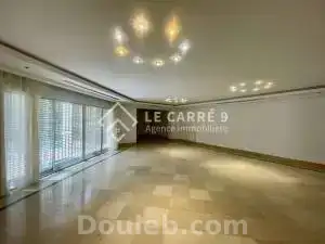 Une villa de maitre au lac 2 - Miniature 3