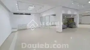 Un local de 80m2 au lac 2 - Miniature 3