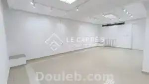 Un local de 80m2 au lac 2 - Miniature 4