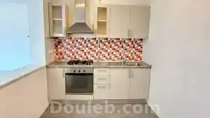 Appartement s1 de 84 m2 aux jardins - Miniature 4