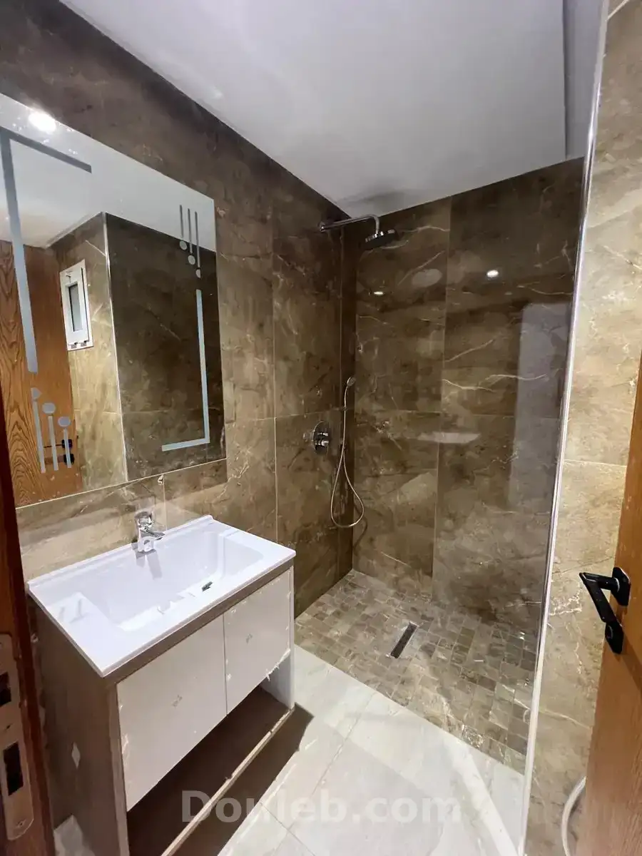 S 1 neuf jamais habité - Miniature 4