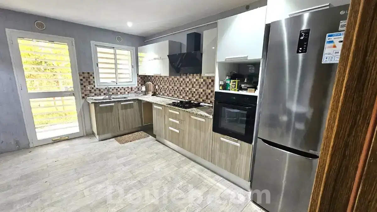 Duplex s4 de 160m2 à la soukra - Miniature 2