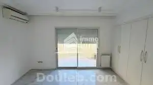 Appartement s3 de 179m2 cit ennasr - Miniature 3