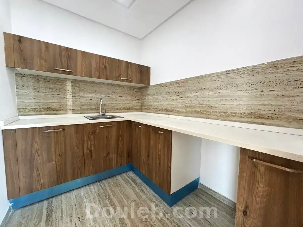 Bureau h2 de 100m2 à la soukra - Miniature 5