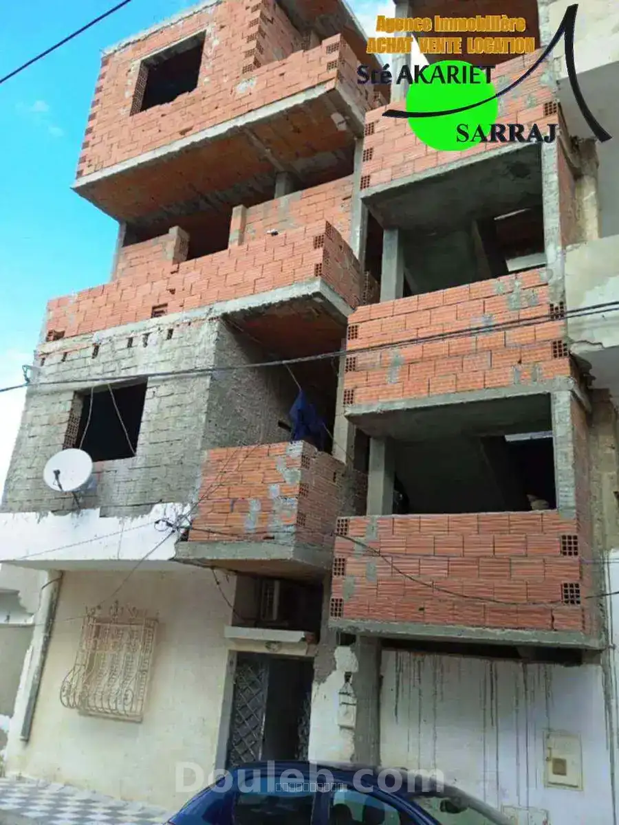 Rdc et 3 étages inachevé à cité el manazeh - Miniature 3