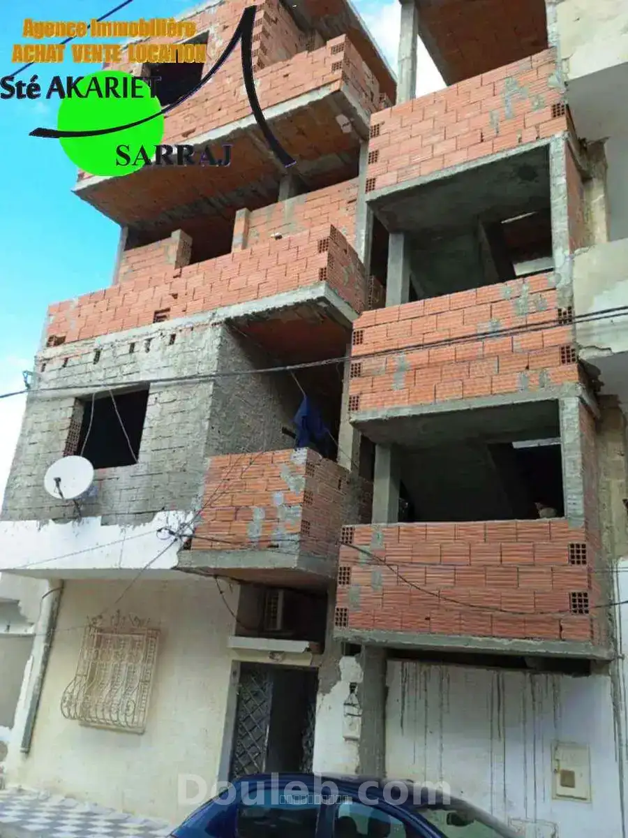 Rdc et 3 étages inachevé à cité el manazeh - Miniature 4