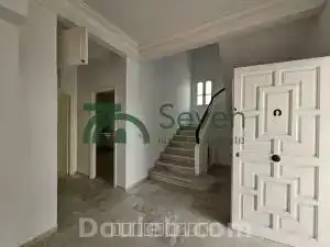 Une villa s4 avec jardin la soukra ref382a - Miniature 5