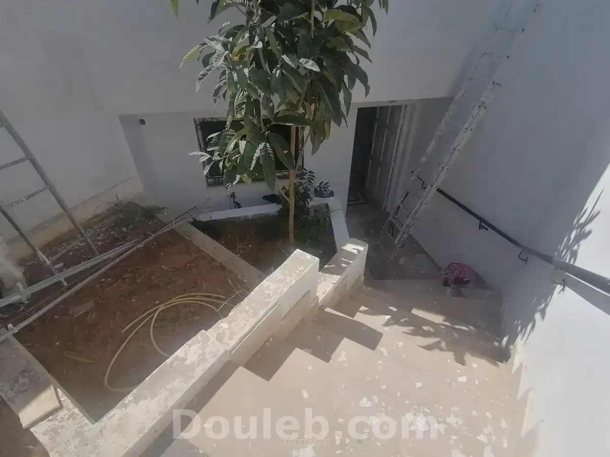 Un bureau en h3 à la marsa sidi abdelaziz - Miniature 3