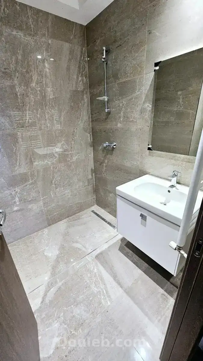 Un appartement s2 neuf à la nouvelle soukra - Miniature 5