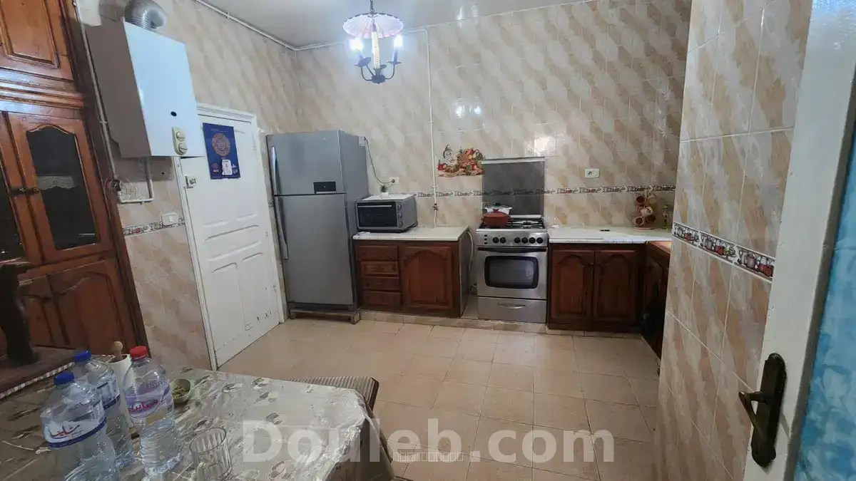 Maison plus 2 garages - Miniature 3