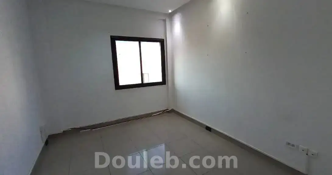 Un bureau a5 de 160m2 au lac 2 - Miniature 3