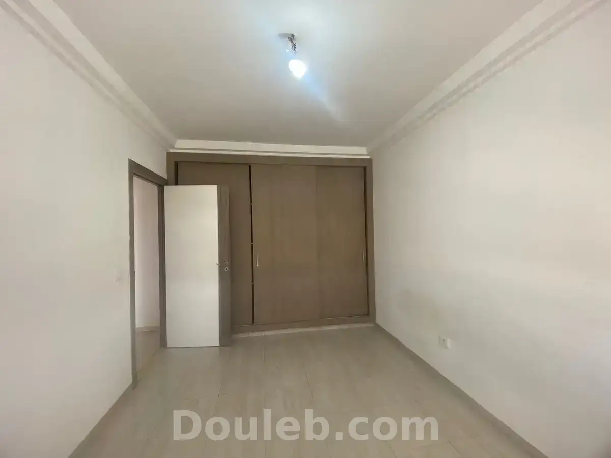 Appt salon et une chambre - Miniature 2