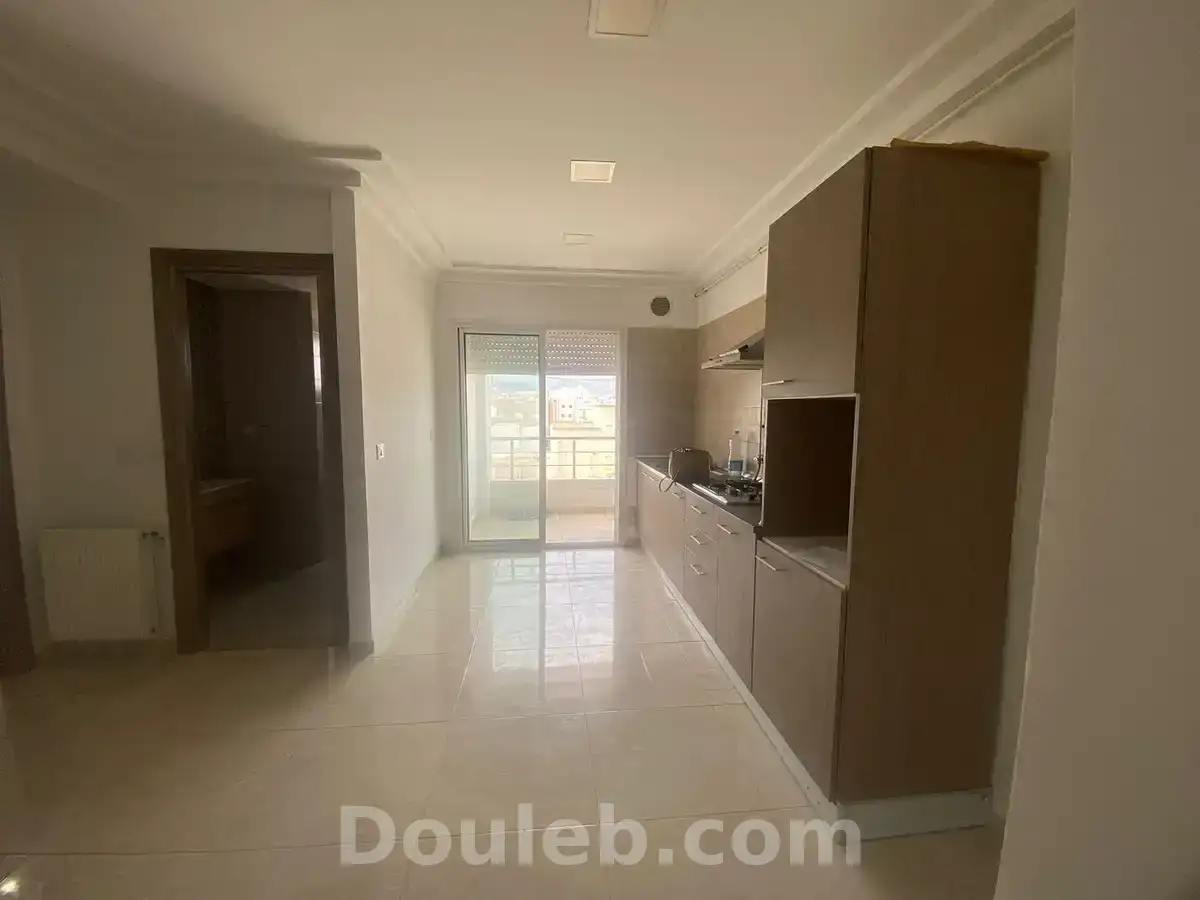 Appt salon et une chambre - Miniature 3