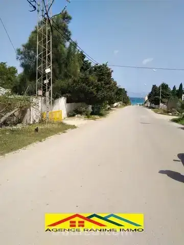 Terrain a la plage de 301m2 a la plage el haouaria - Miniature 2