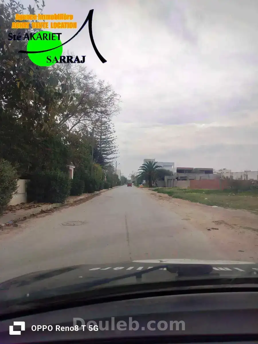 Terrain 214m zone des villas à akouda - Photo 1