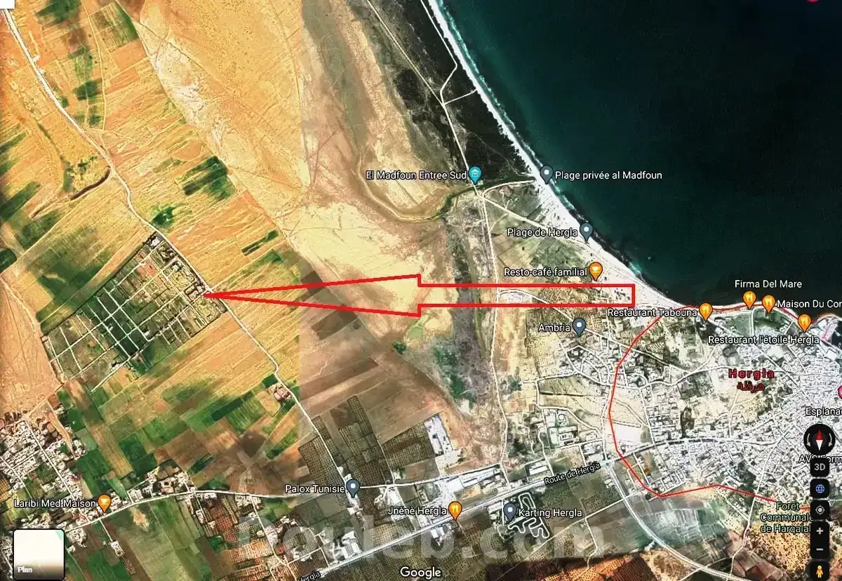 Terrain 658m dans une lotissement clôturé à hergla - Miniature 2