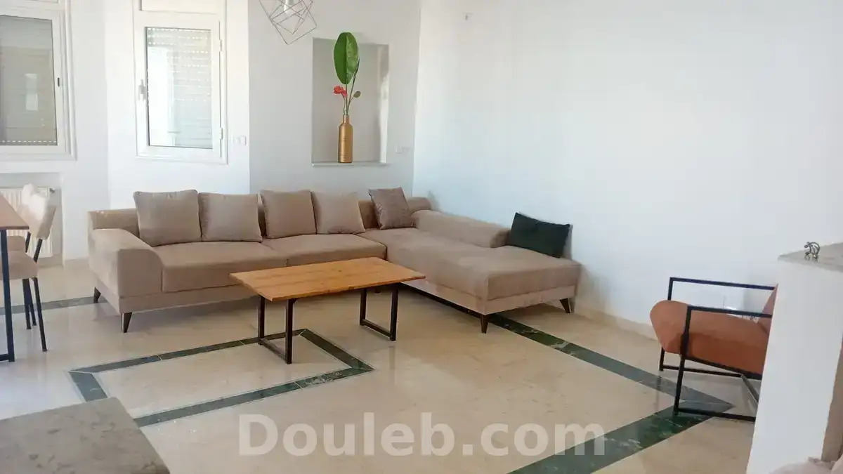 Un appartement en s2 meublé à ain zaghouen nord - Miniature 2
