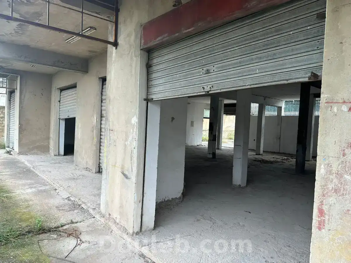 Terrain industriel - Miniature 2