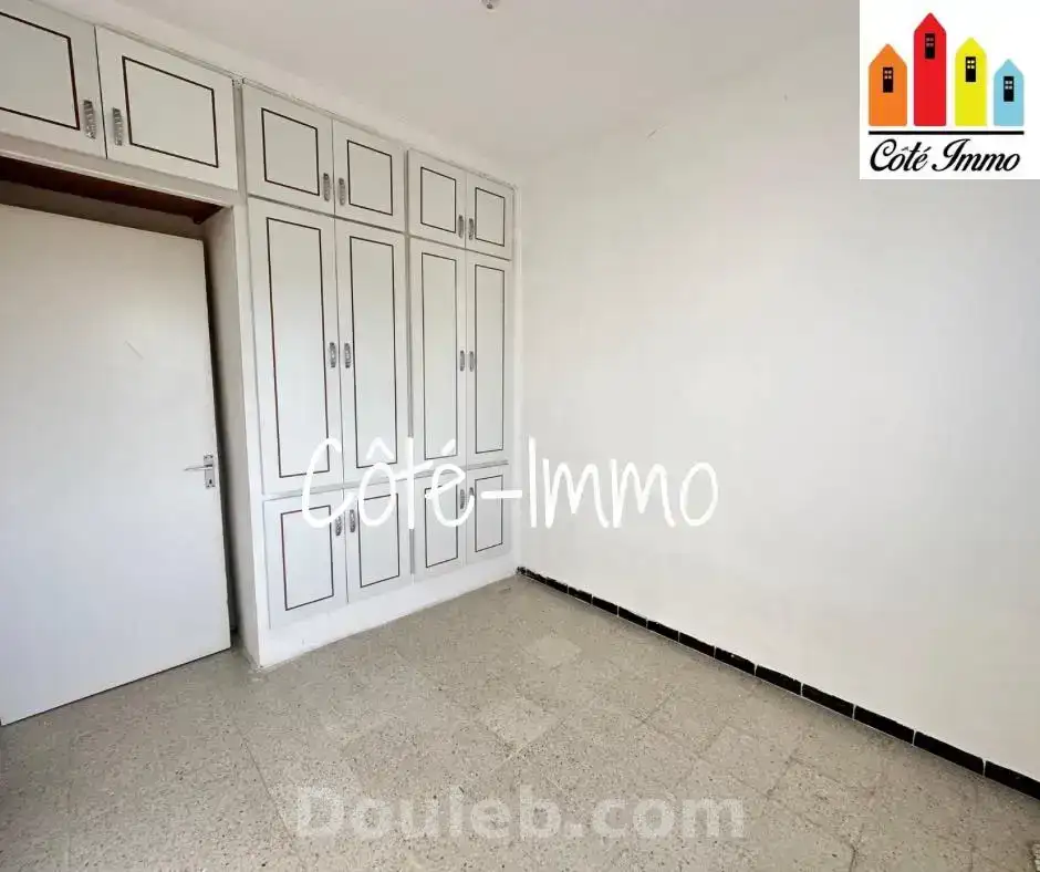 Appartement s2 a bou karnine - Miniature 4