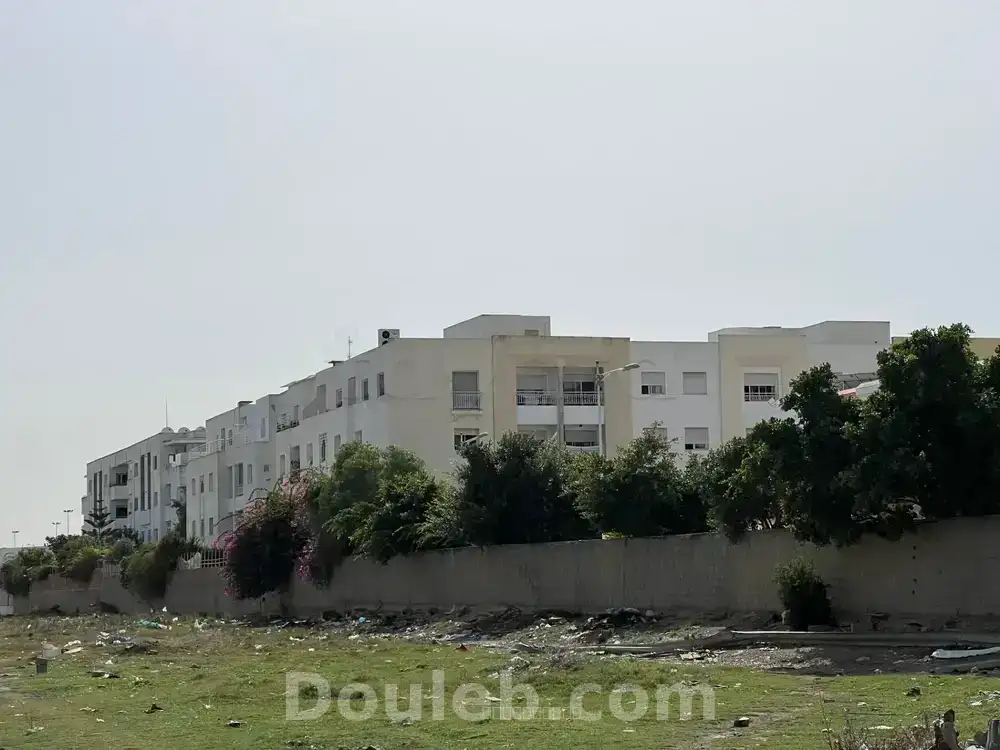 Affaire de 1000 mètre carré - Photo 1