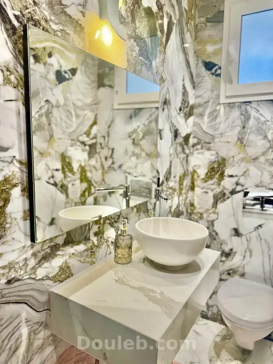 Villa s4 avec piscine et jardin à la marsa - Miniature 2