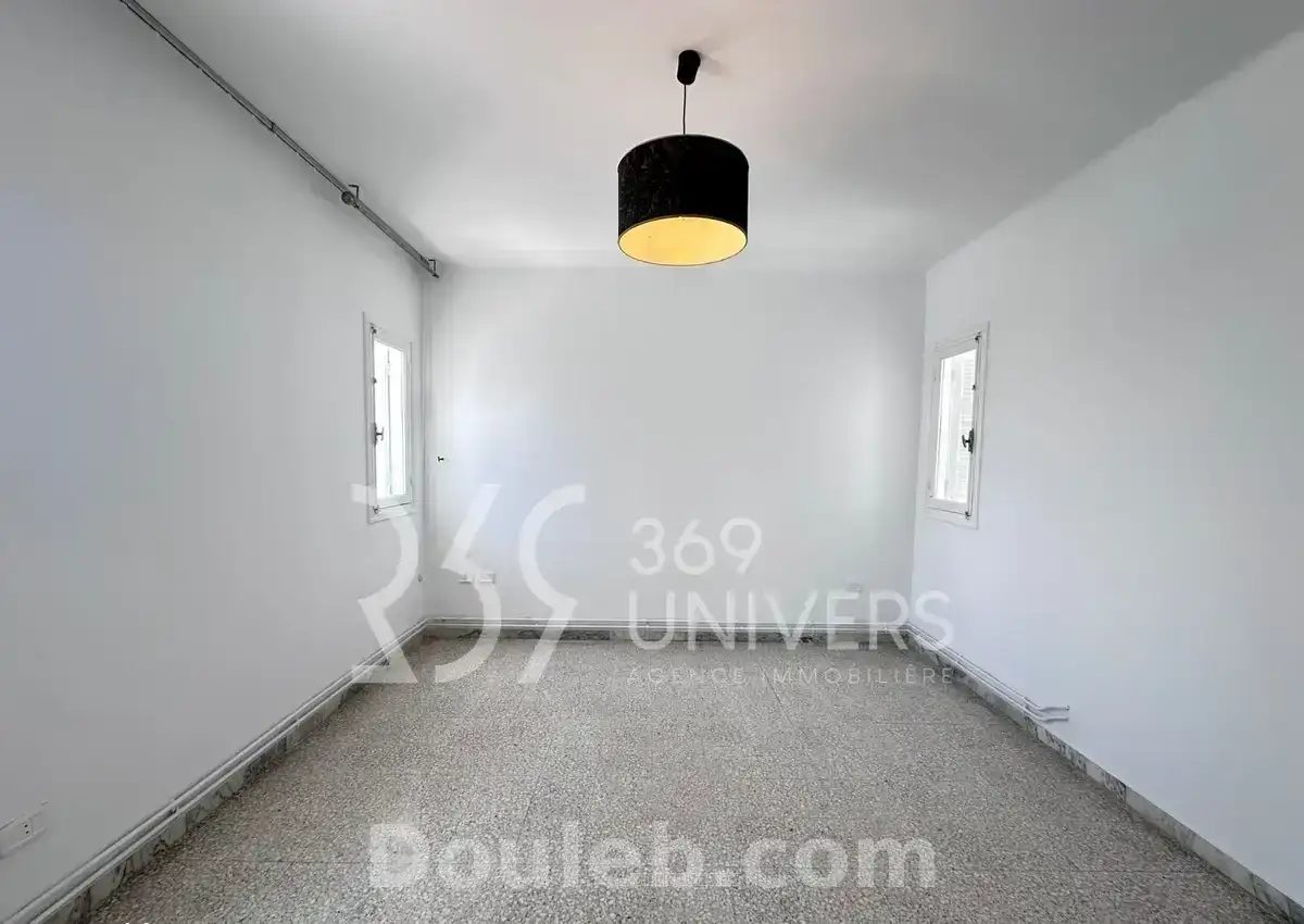 Eatge avec terrasse à marsa ville ref ra146 - Miniature 3