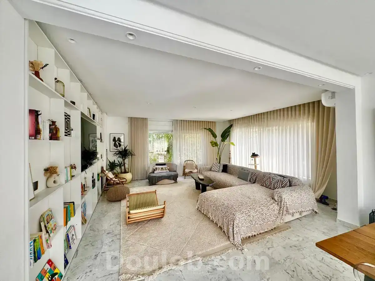 Villa s4 avec piscine et jardin à la marsa - Miniature 5