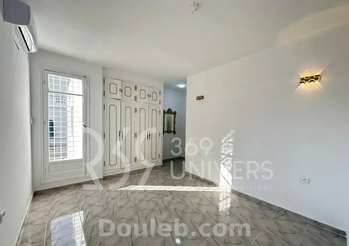 Villa avec jardin à la marsa ref rh133 - Miniature 2