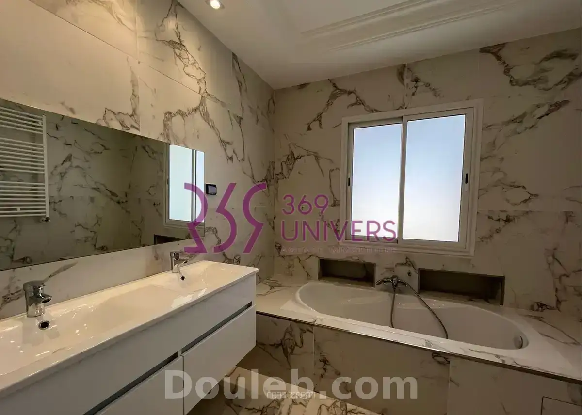 Villa s4 vue sur mer a gammarth ref rh005 - Miniature 3