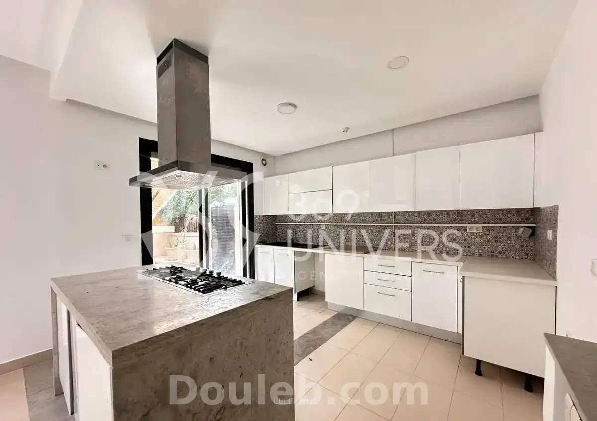 Duplex avec piscine à la marsa ref rd047 - Miniature 4