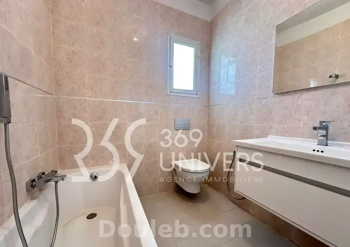 Duplex avec piscine à la marsa ref rd056 - Miniature 3