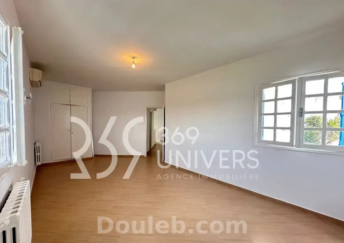 Duplex avec piscine à la marsa ref rd056 - Miniature 4