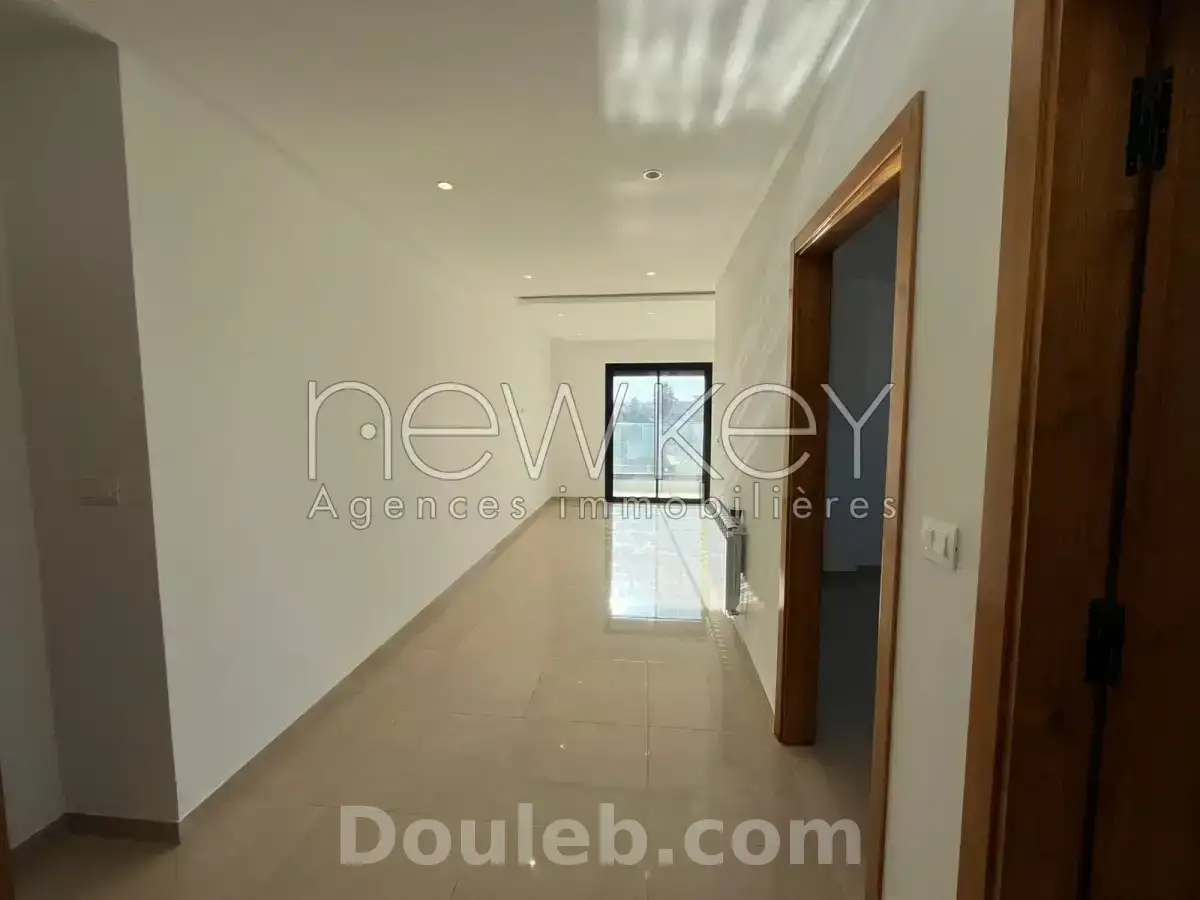 H1 à la marsa réf 8785a - Miniature 5