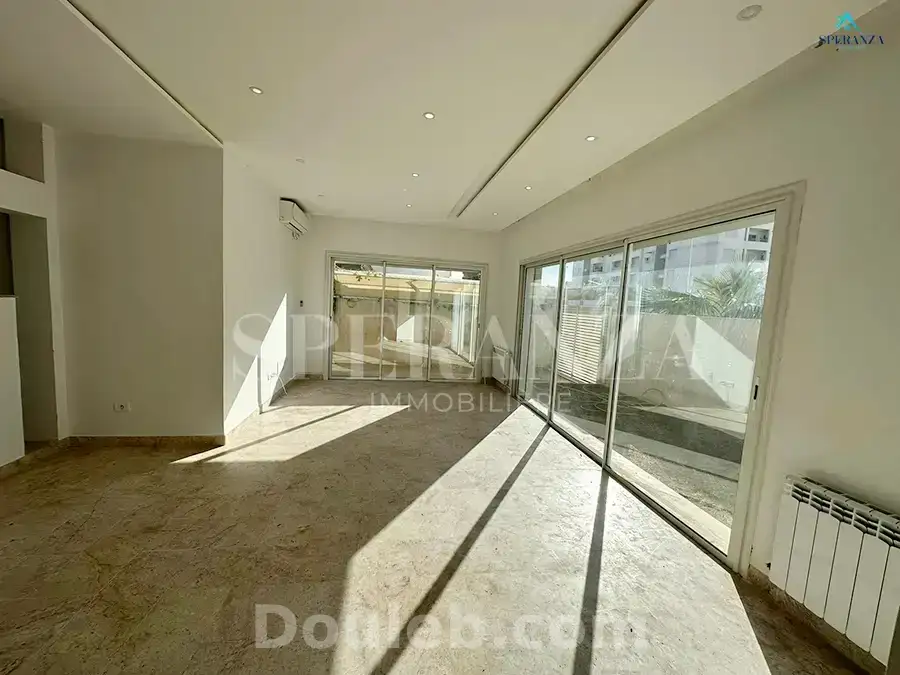 Villa razanne - Miniature 2