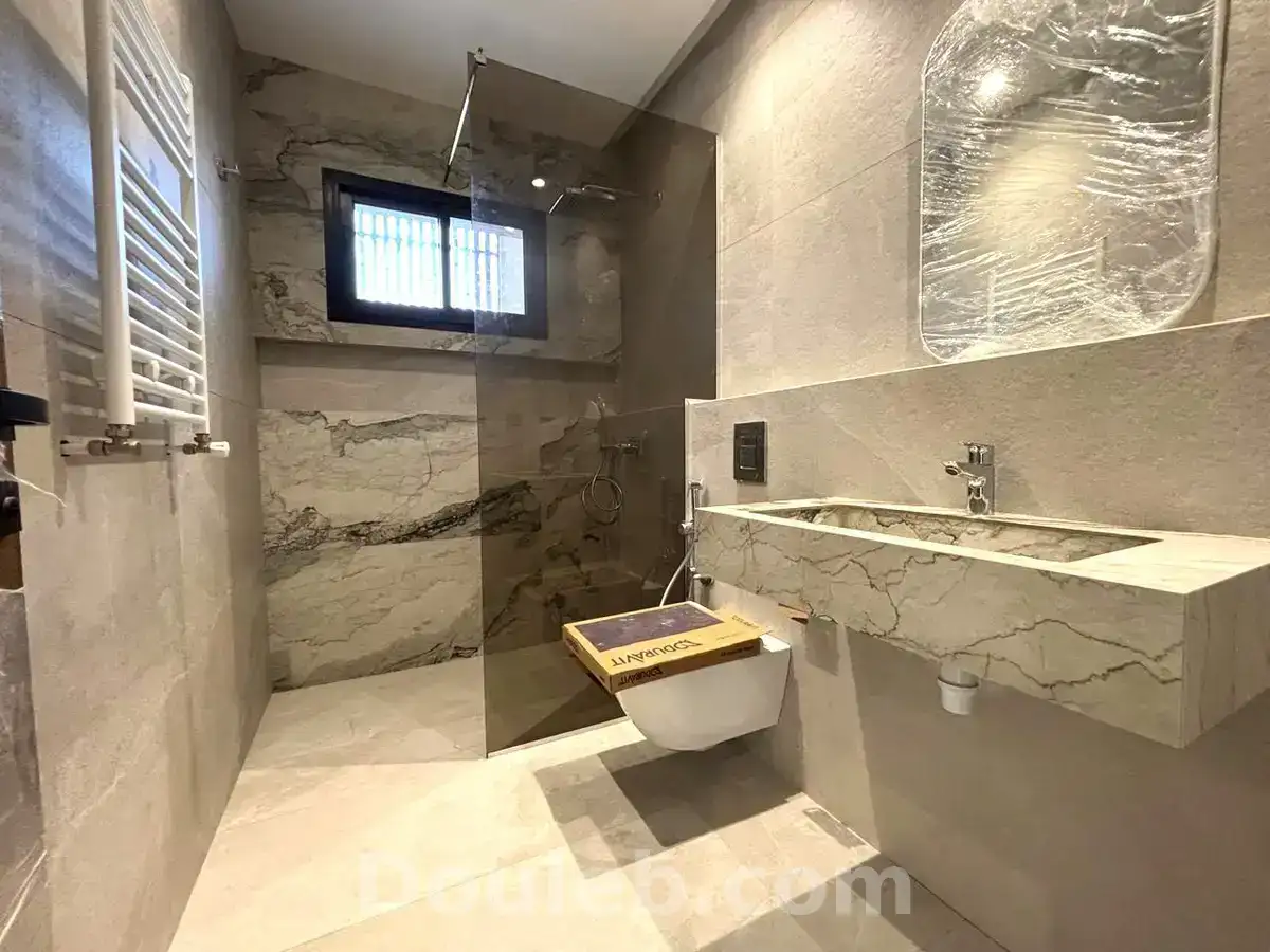 Appartement s2 neuf au rdc à chotrana 1 - Miniature 3