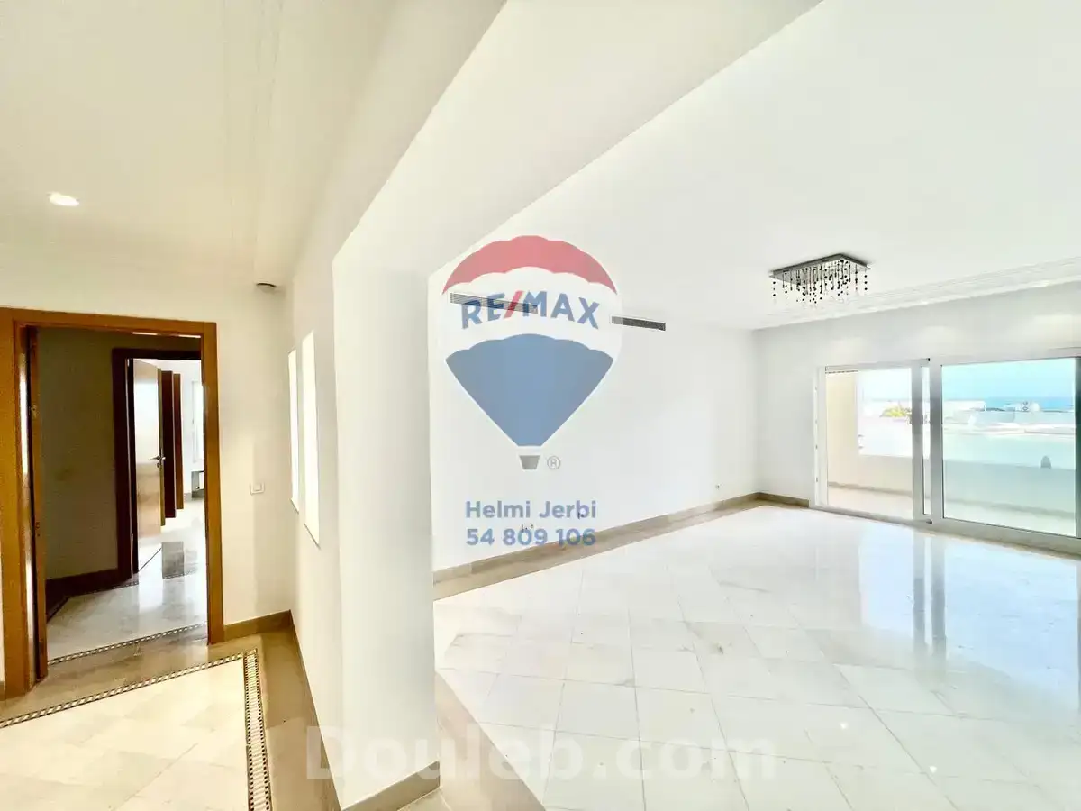 S3 vue mer à la marina gammarth - Miniature 3