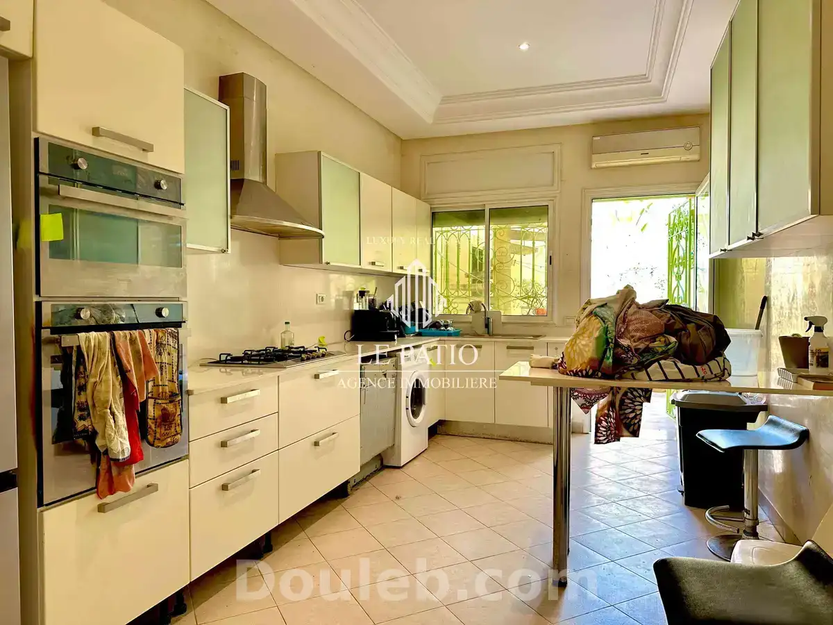 Duplex meublé avec une terrasse a carthage - Miniature 2