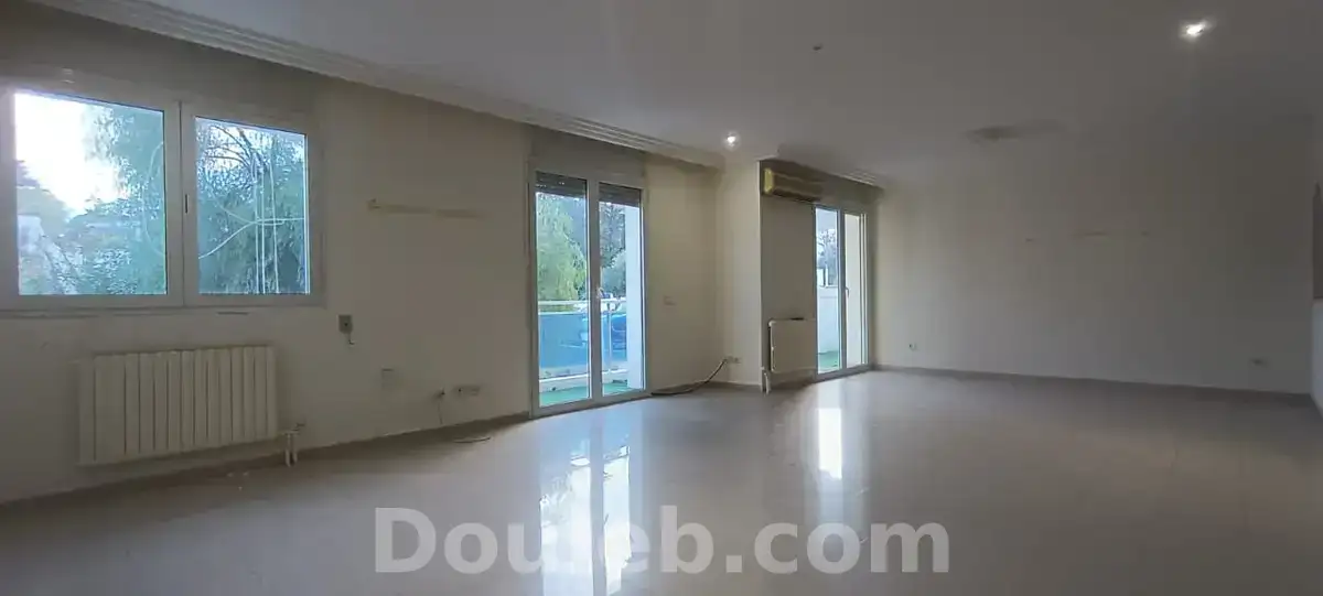 Appartement s3 spacieux au nord hilton - Miniature 2