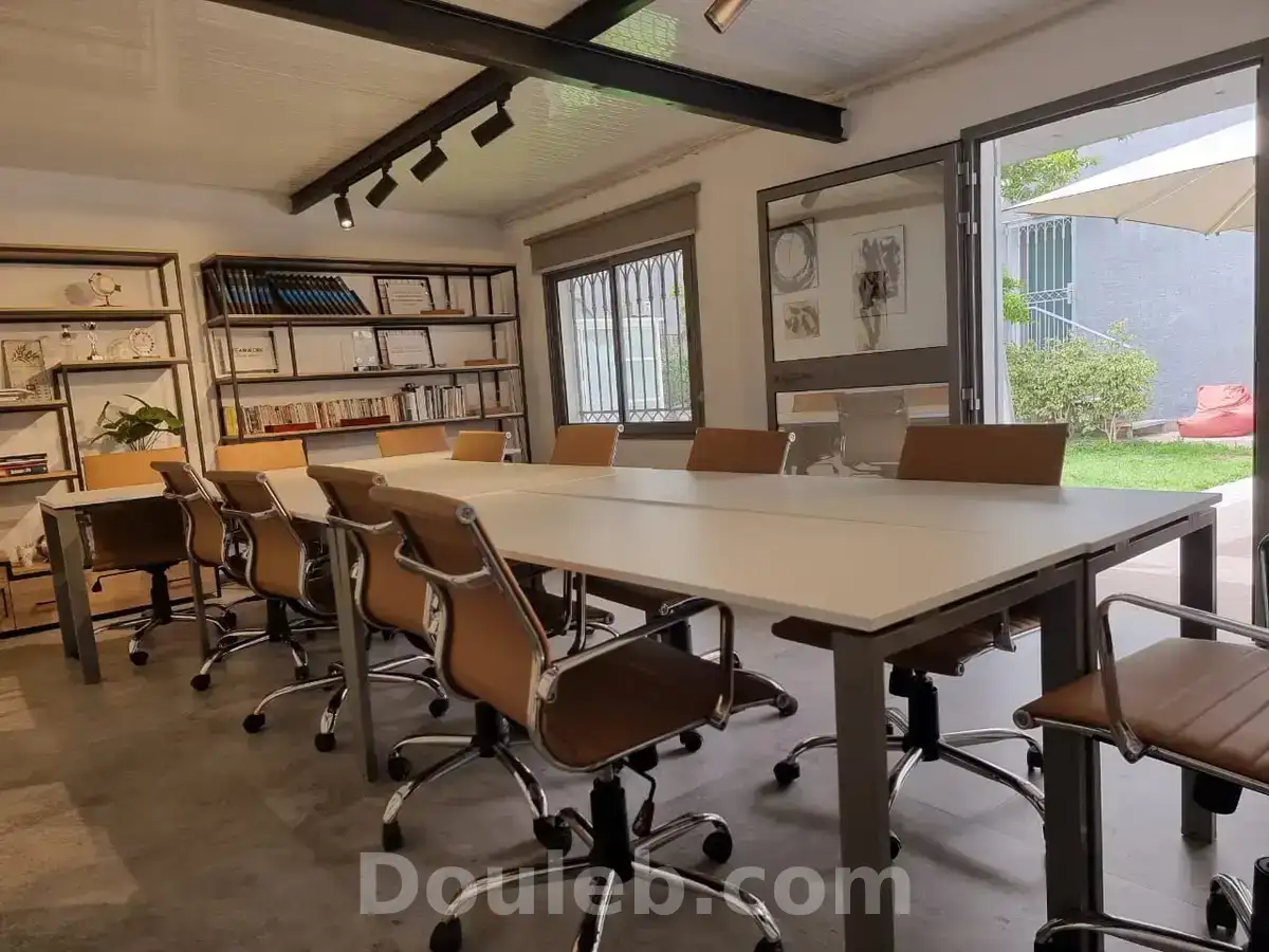 Immeuble meublé à usage professionnel au menzah 1 - Miniature 3